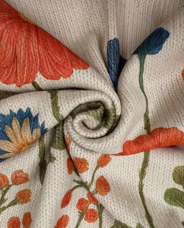 Ellen | Zip-cardigan med vilde blomster på mark
